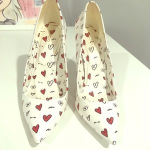 Aldo Valentines high heels size 11 ❤️